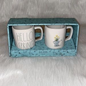 NIB Rae Dunn set of mugs